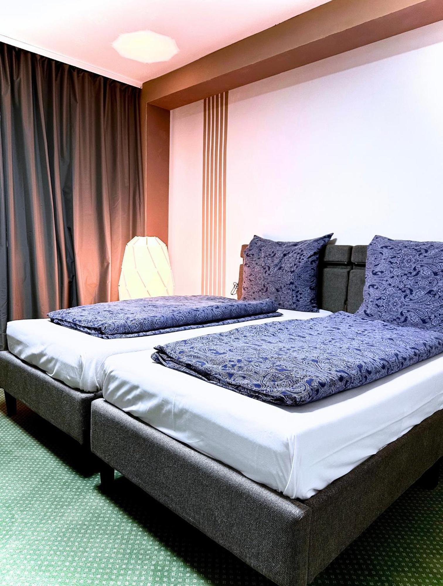 Hotel Hamburg Inn 外观 照片